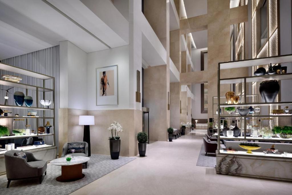 Westminster Dubai Mall Bagian luar foto The lobby