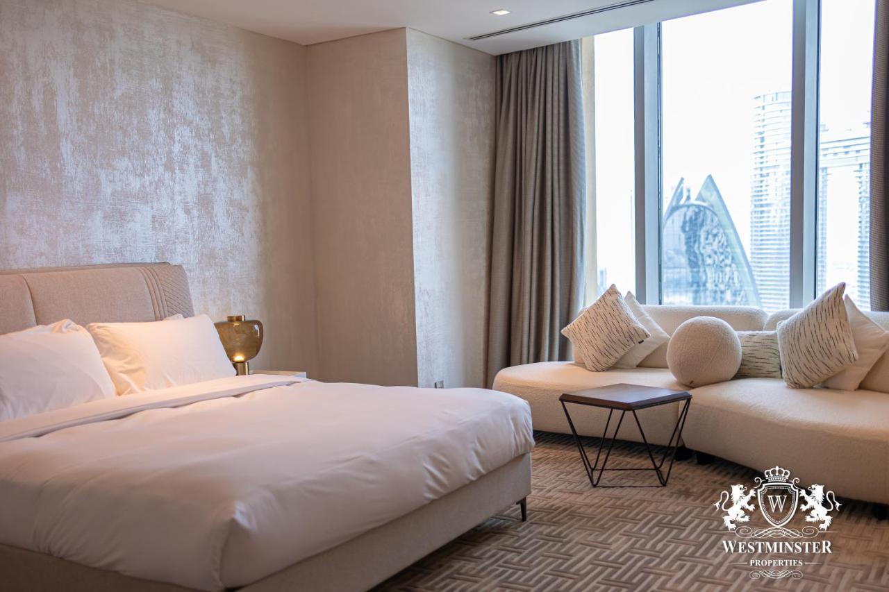 Westminster Dubai Mall Bagian luar foto Deluxe Room